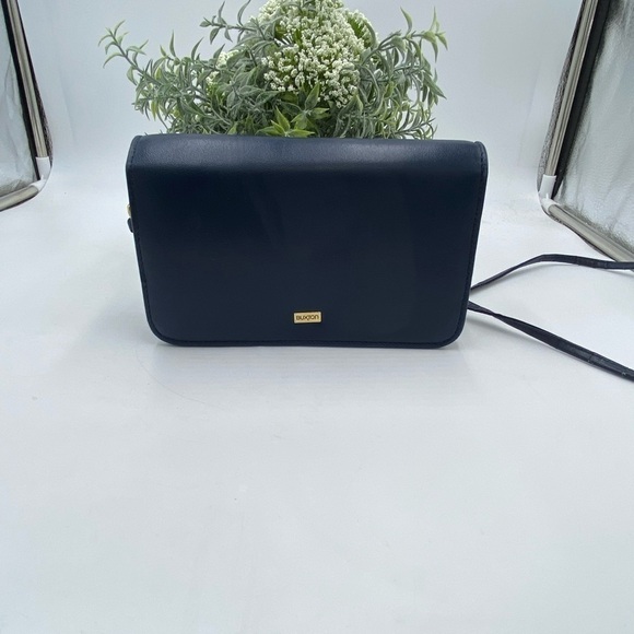 Buxton Crossbody Bag Purse Wallet
Clutch Blue Leather Card Holder Purse Bag - Picture 2 of 15